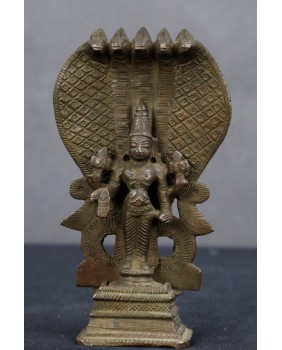 Wisznu. Brąz. Indie. XX wiek.