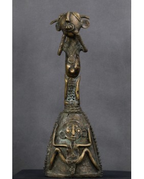 Dzwonek rytualny. Ogboni....