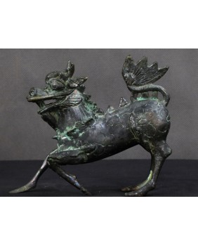 Kylin mityczny stwór. Brąz....