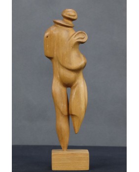 Postać. Abstrakcja. Drewno....