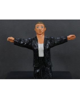 Tranwestyta. Drewno....