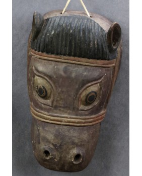 Maska. Głowa konia. Drewno....