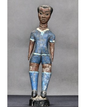 Piłkarz. Drewno. Sztuka...