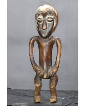 Iginga. Drewno. Skóra....