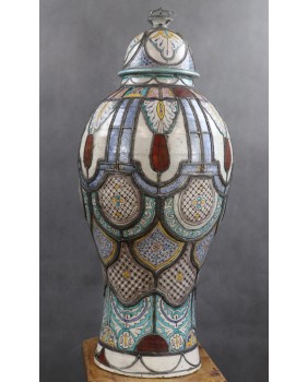 Wazon z pokrywą .Ceramika....