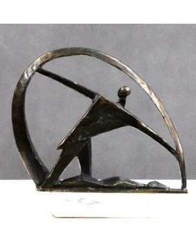 Taniec ze wstęgą. Rzeźba...