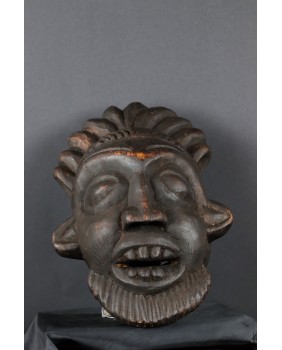Maska juju. Bamum. Kamerun....