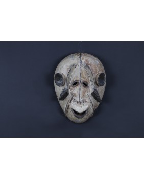 Maska Okuna. Idoma....