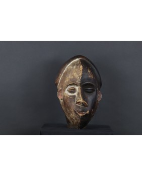 Mbangu. (Maska bólu) Pende....