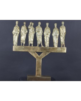 Rzeźba inspirowana menorą....