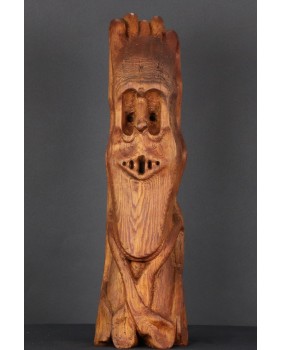 Fantastyczna głowa. Drewno....