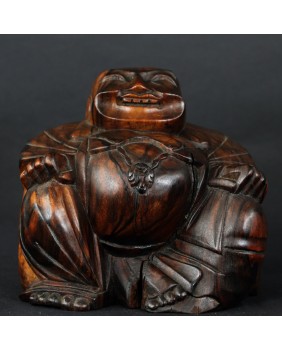 Śmiejący się Budda. Drewno....