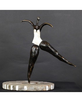 Balerina. Brąz. Kamień. XX...