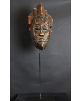 Czarna maska. Ikwara. Punu....