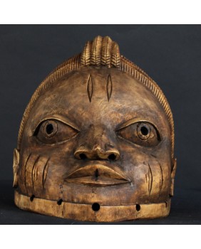 Maska Gelede. Drewno....