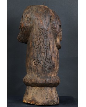 Janus. Drewno. Dayak....