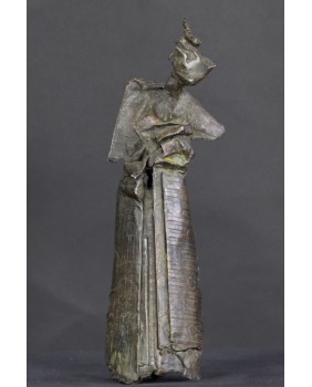 Kobieta w kimonie. Brąz....