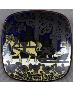 Talerz roczny. Ceramika....