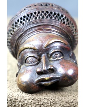 Fajka ceremonialna. Brąz....