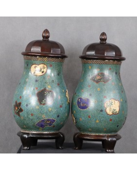 Para wazonów Totai Shippo....