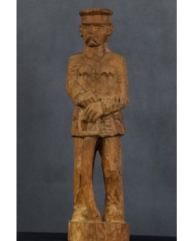 Komendant. Drewno. Polska....