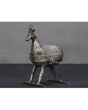 Koziorożec. Naczynie. Brąz....