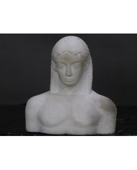 Kuros. Młodzieniec. Marmur....